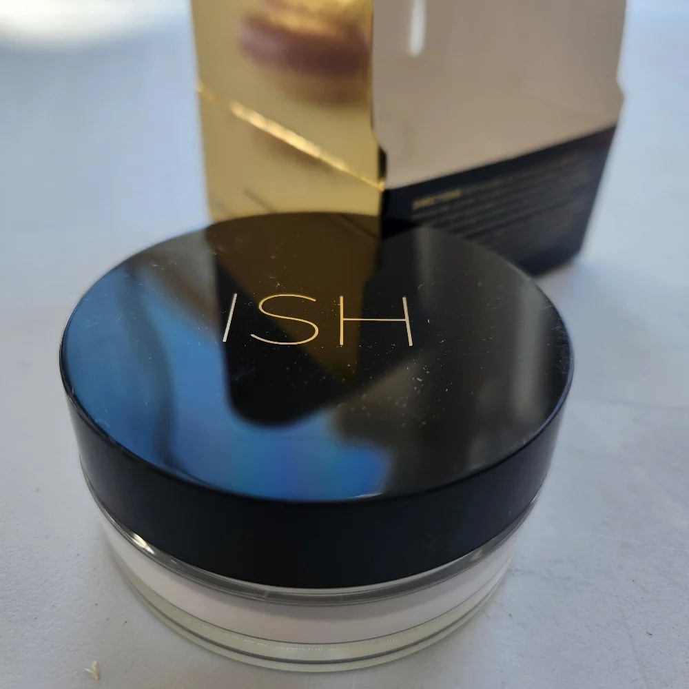 ISH Universal Loose Powder - Gold Box